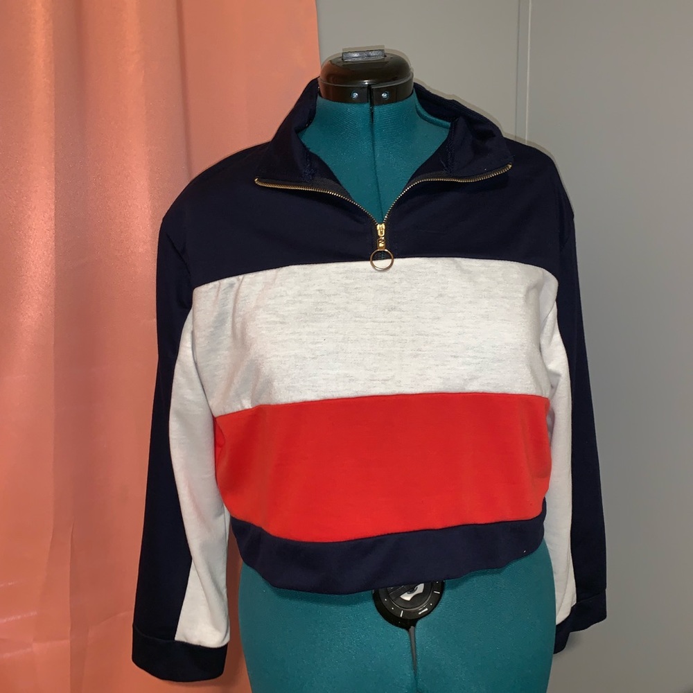 Cropped O-Ring Sweater